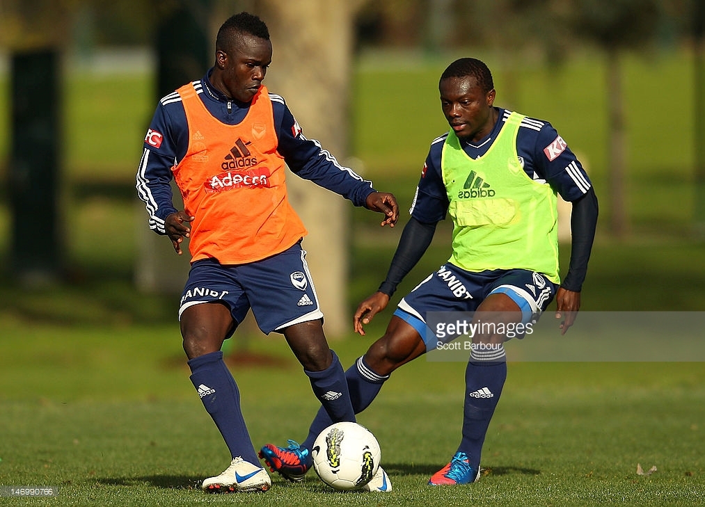 Sierra Leone national Davies joins Knights in Australia