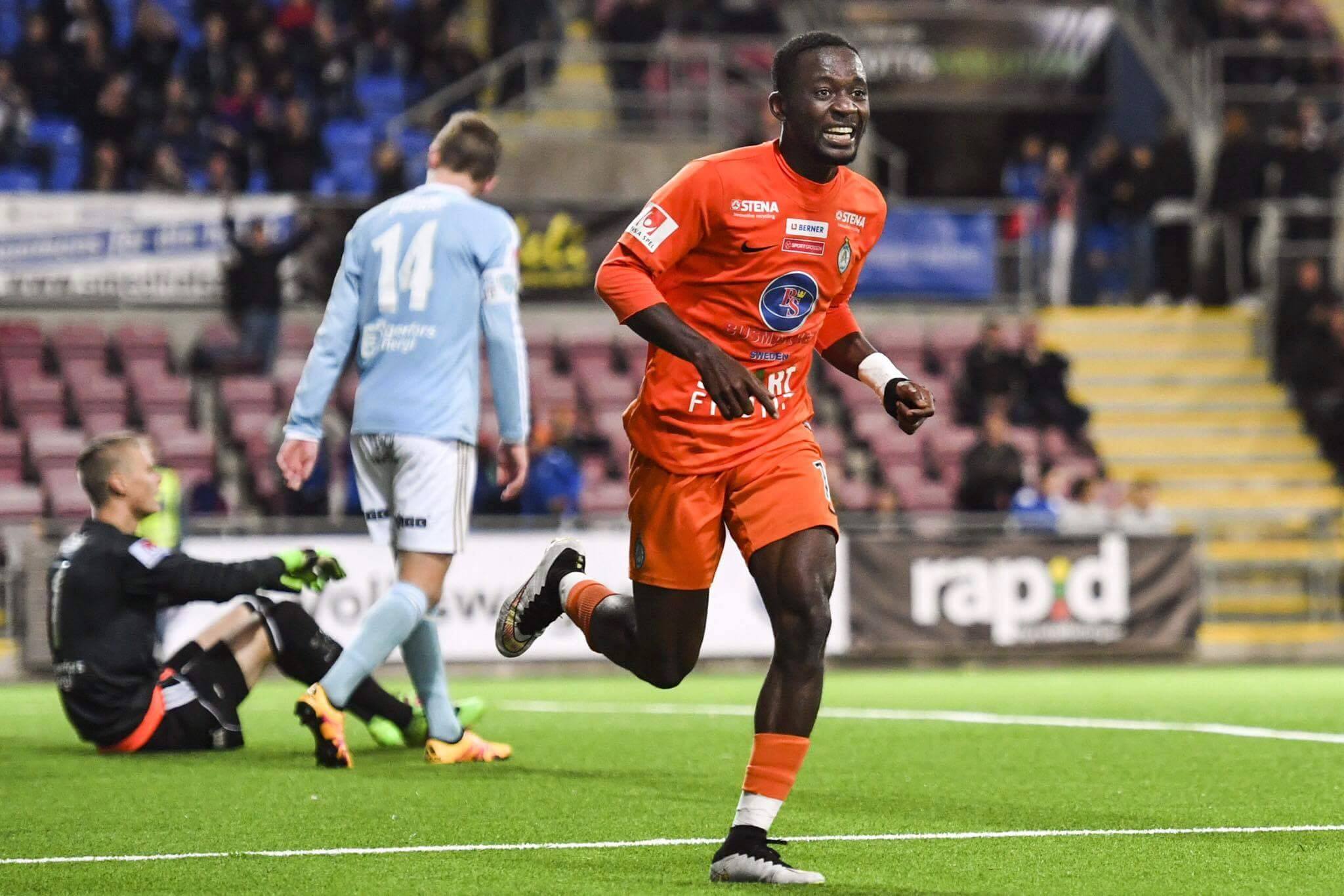 Buya Turay targeting 2016/17 promotion challenge