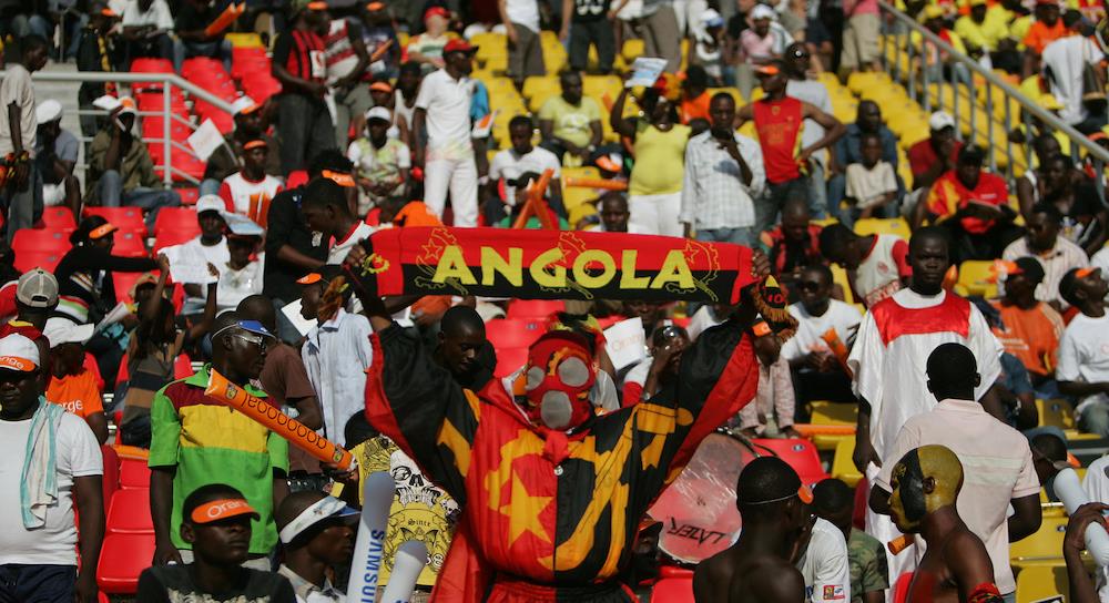 Seventeen killed in Angola stadium stampede