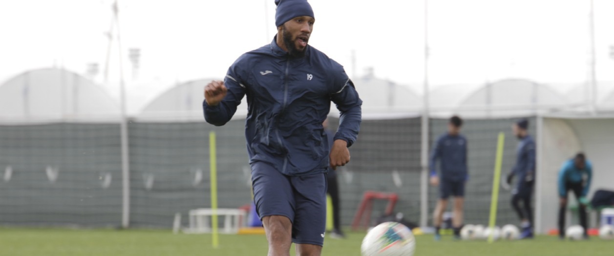 Sierra Leone defender Alie Sesay enjoying his football in Greece