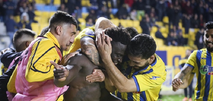 Alhassan Kamara scores Panetolikos match winner against AEK Athens