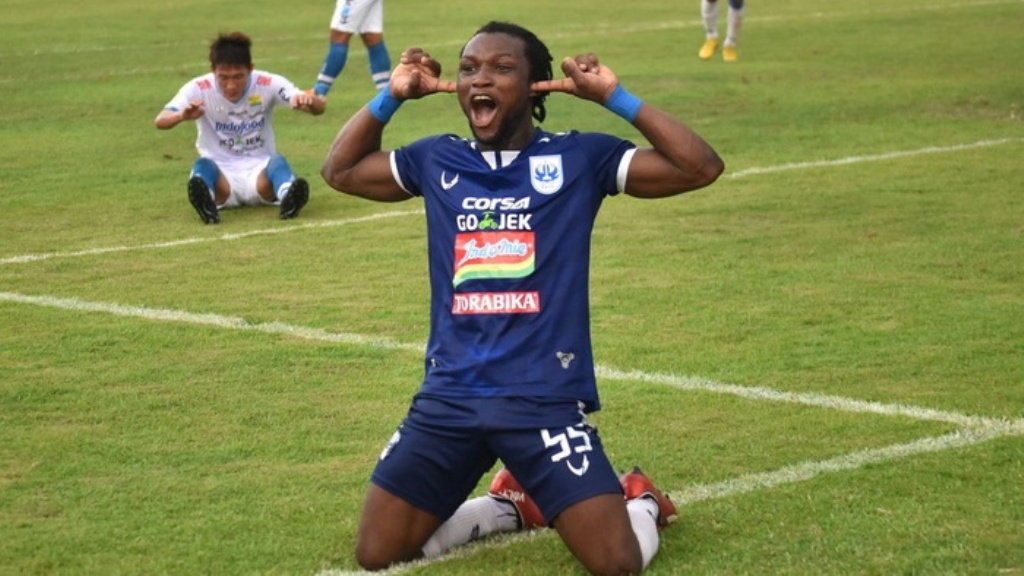 Persipura Jayapura move excites midfielder Conteh