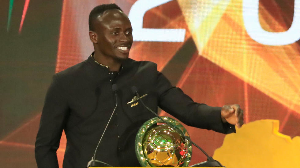 Senegal’s Mane delighted after winning 2019 African Player Award