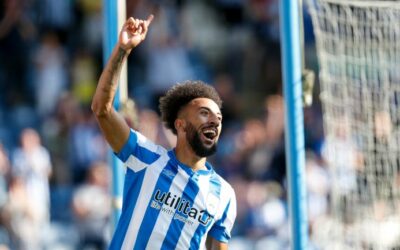 Creative Sorba Thomas nets as Huddersfield ease past Reading