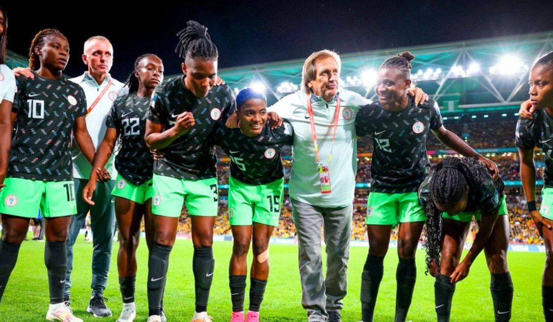 Nigeria stun co-hosts Australia to top Group B